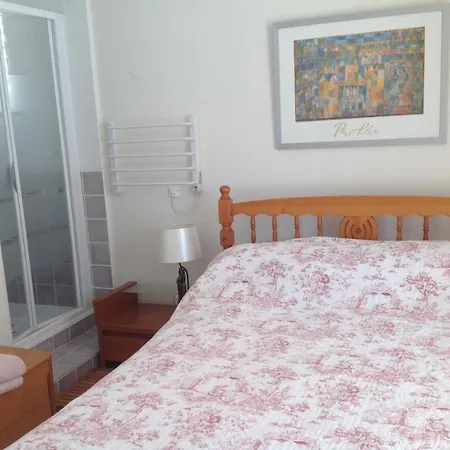 Near Pezenas -family Friendly With Pool