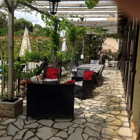 Near Pezenas -family Friendly With Pool Ferienhaus *
