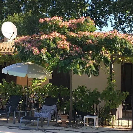Near Pezenas -family Friendly With Pool Prázdninový dům
