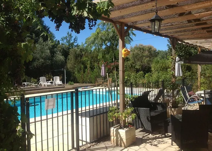 Near Pezenas -Family Friendly Villa With Pool Casa vacanze *