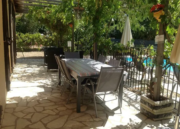 Near Pezenas -Family Friendly Villa With Pool Casa vacanze Cazouls-d Herault