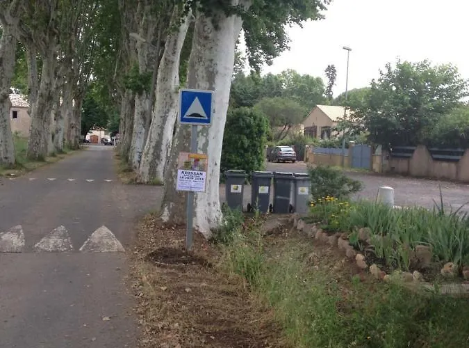 Near Pezenas -Family Friendly Villa With Pool *
