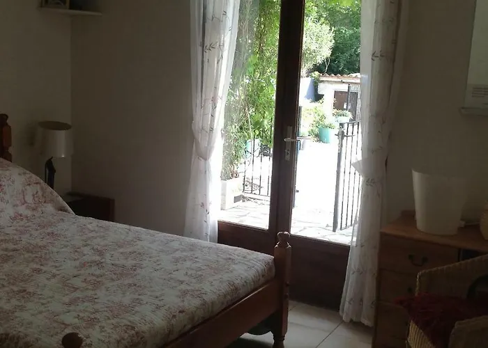 Near Pezenas -Family Friendly Villa With Pool Casa vacanze *